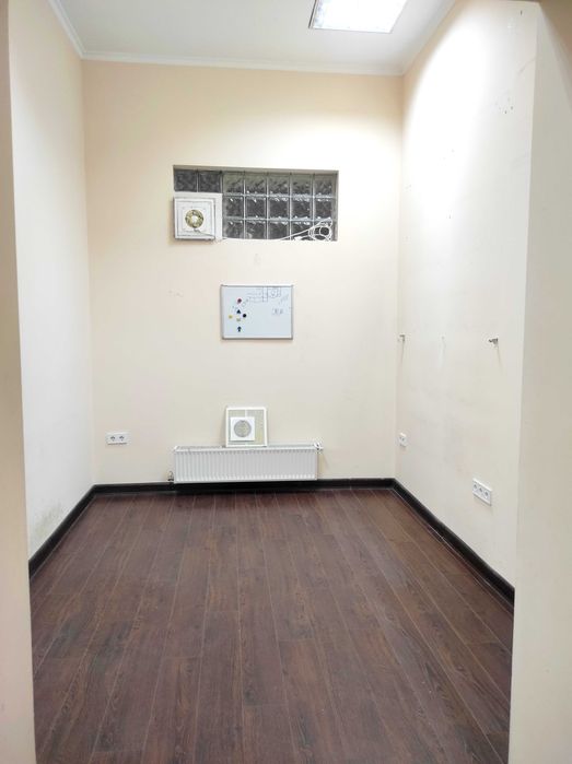 Сдам фасадное помещение 43 м2 в ЖК Мерседес. Центр. Парк Шевченко