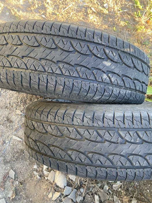 Pneus  semi novos 205/70/15