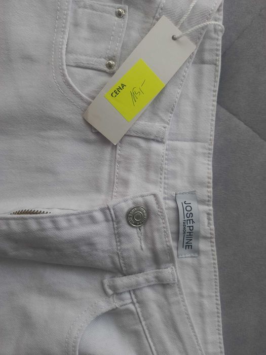 Spodnie jeansy nowe białe