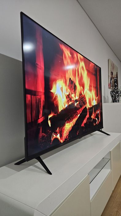 Samsung 65” Crystal UHD 4K – Como Nova