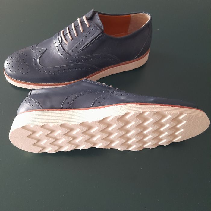 Sapatos clássicos-desportivos em pele sola ultra leve