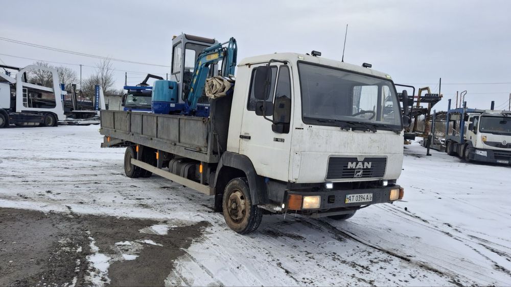 MAN 8.163 (L2000) з трапами та лебідкою