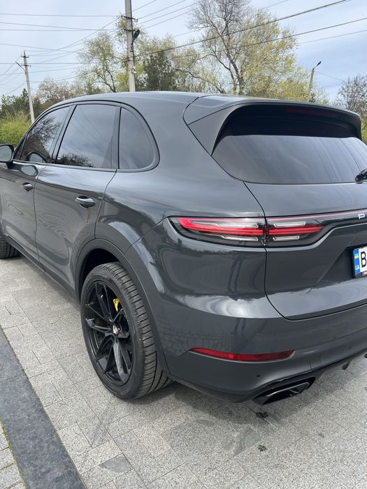 Porsche Cayenne E3 (9Y)