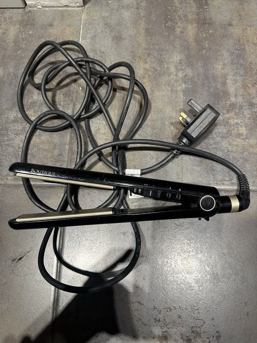 Prostownica BaByliss - sprawna, przejściówka UK