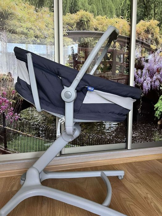 Дитяча люлька, шезлонг, стілець Chicco