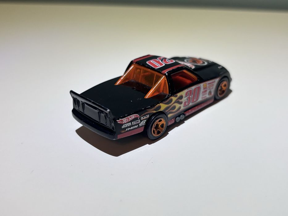 Circle Tracker Hot Wheels