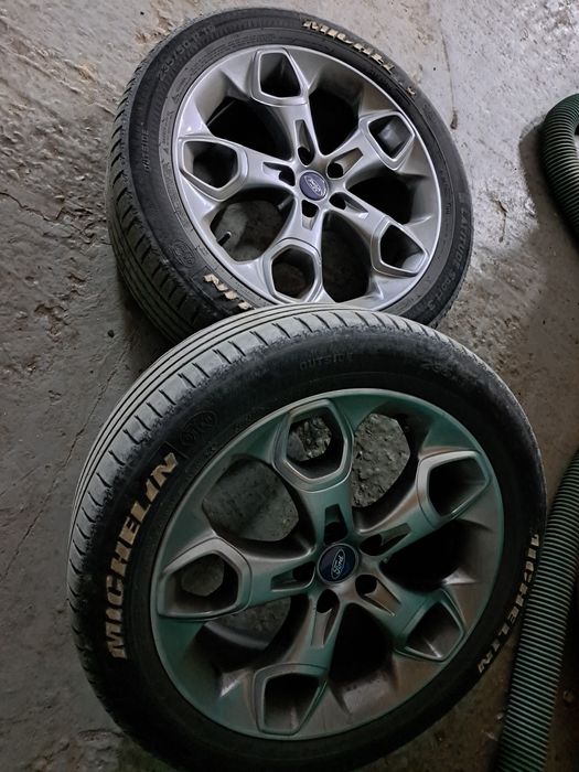 Продам диски Ford Escape R19