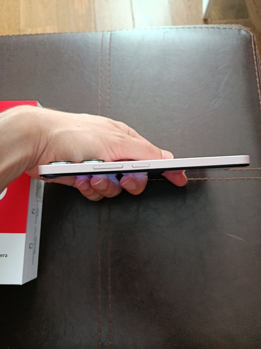 Xiaomi Redmi 13 4G 6GB/128GB Dual SIM – Pearl Pink | Excelente Estado | Desbloqueado