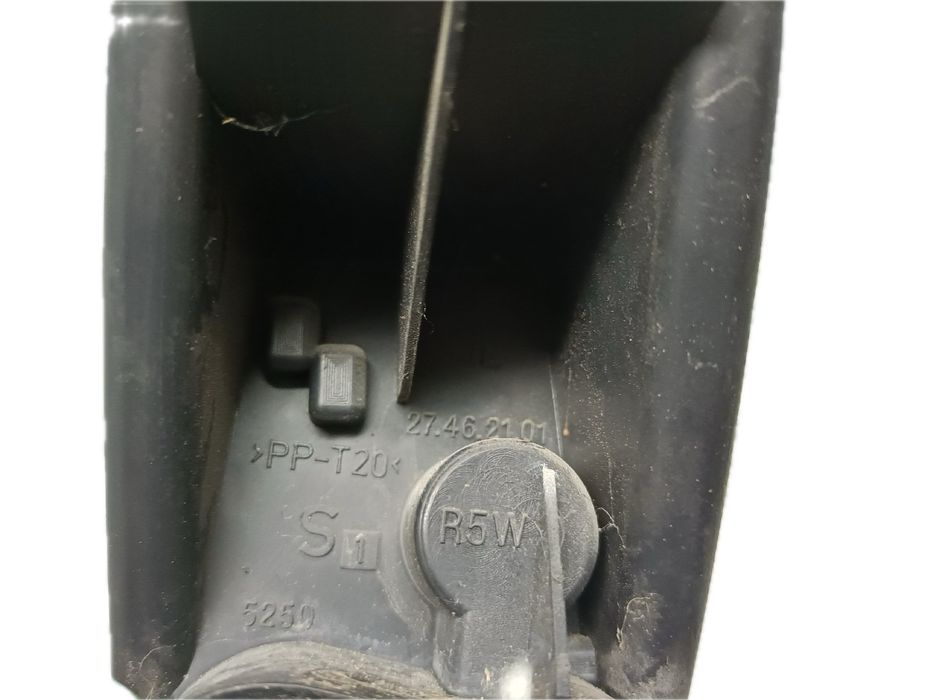 Suporte lâmpada esquerdo FIAT Punto (188_)