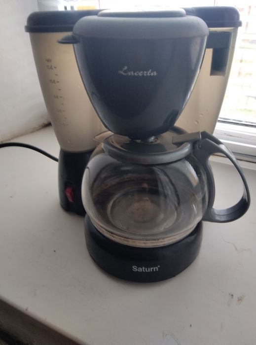 Продаеться кофеварка