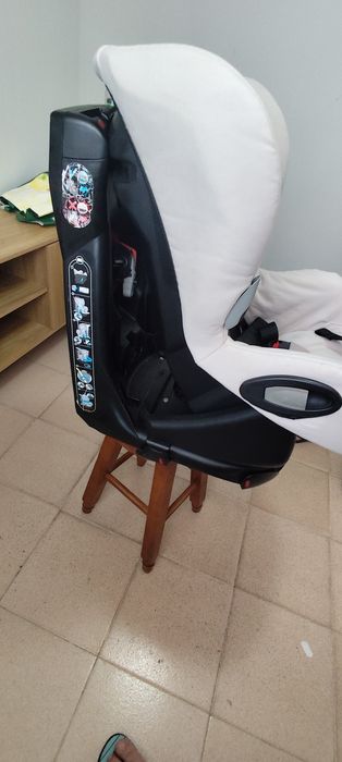 Cadeira automóvel