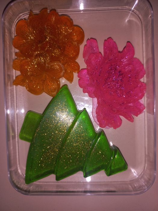 Мило ручної роботи