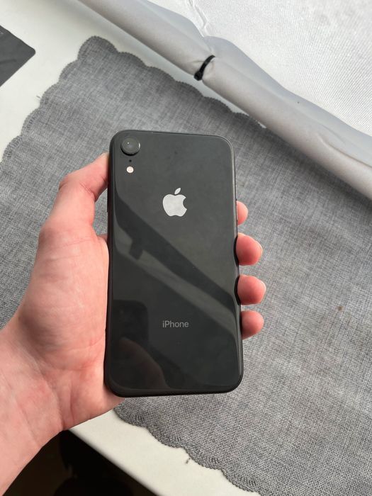 iPhone XR 128Gb телефон