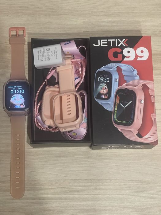 Дитячий годинник з функцією дзвінків