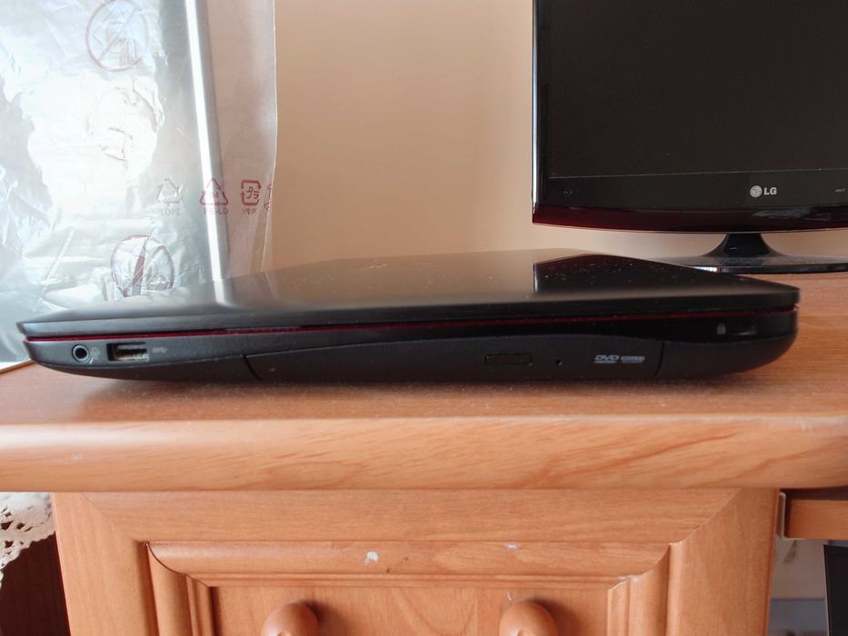 laptop asus g551jm