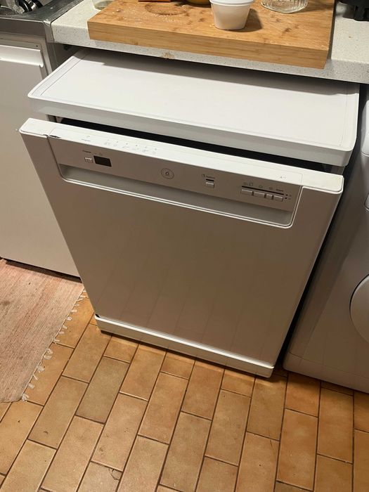 Máquina Lavar Loiça Whirpool 6th Sense