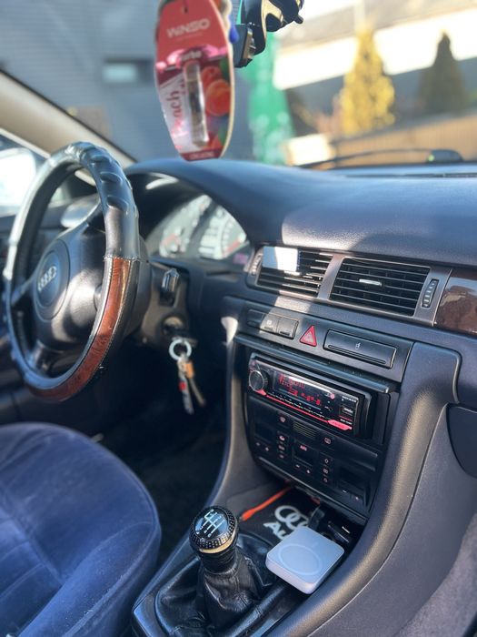 Продам AUDI A6C5 1999.p.