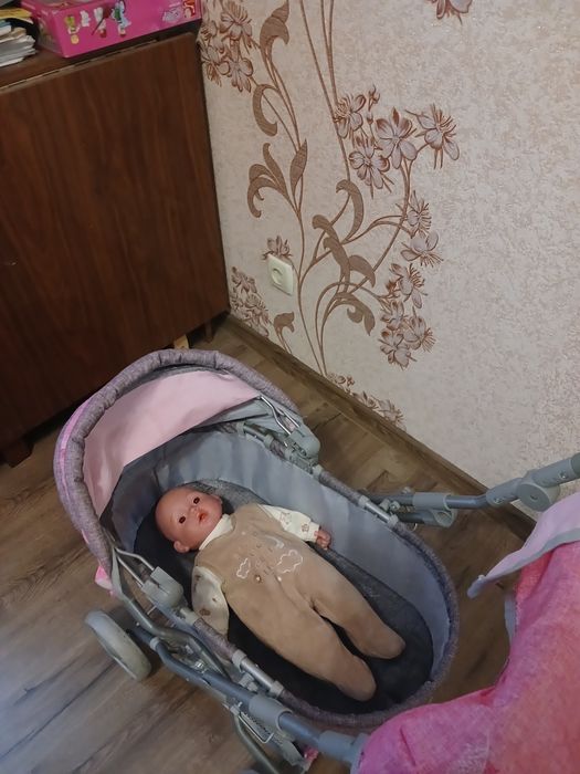 Коляска для ляльки