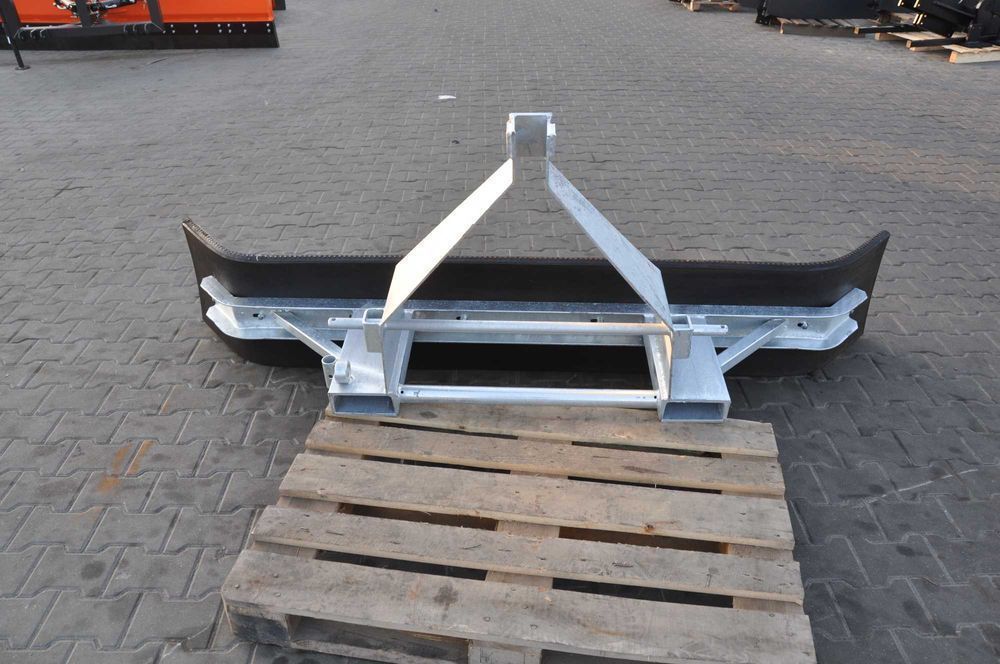 Zgarniacz obornika śniegu sztywny hydrauliczny OCYNKOWANY