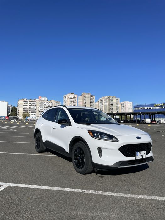 Форд Ескейп 2.5 гібрид