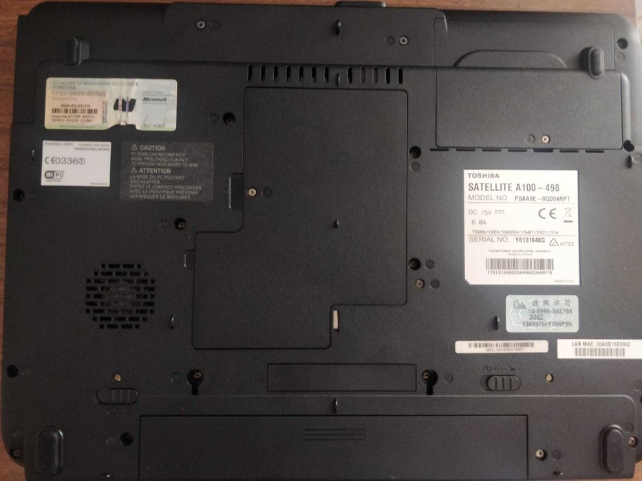 Portátil Toshiba Satellite A100