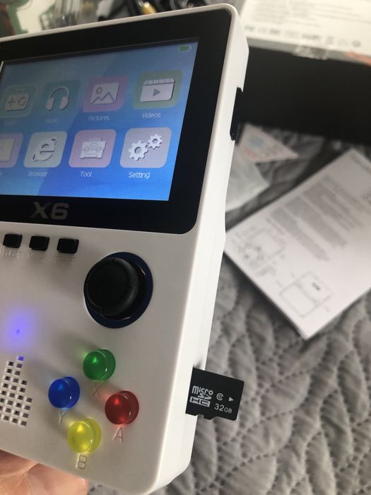 Портативна ігрова консоль новий товар