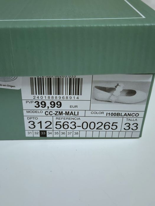 Sapatos de Presilha em Pele com Flores Coconut 33