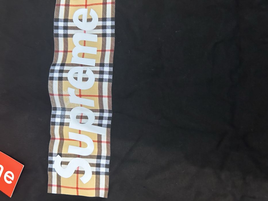 T-shirt supreme nowy
