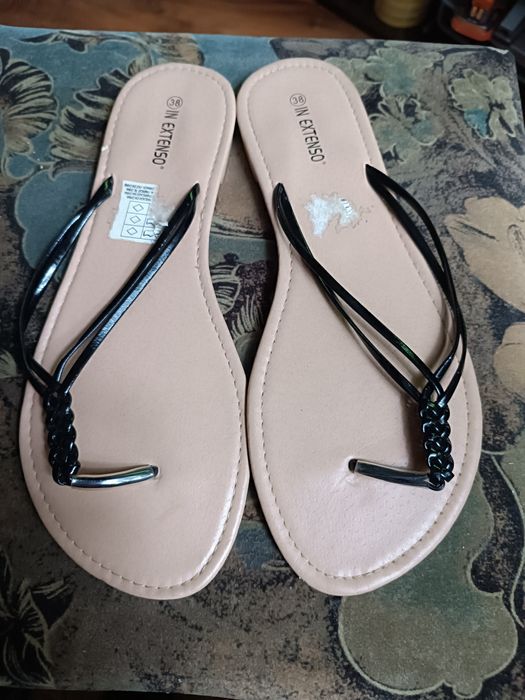 Japonk klapkii damskie .