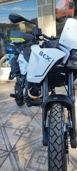 Benelli BKX 125 0% JUROS