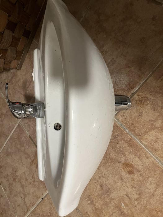 Lavatorio WC com torneira64751289935747123