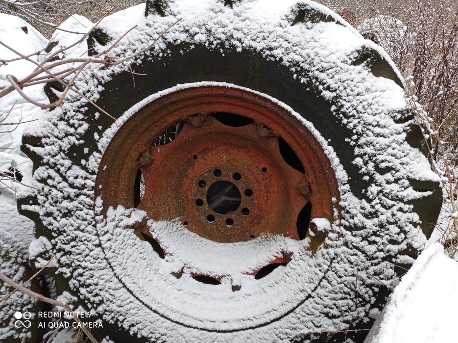 Opona opony koło koła 16,9/30