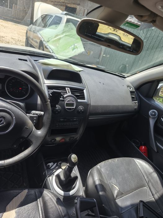 Renault Megane 2 1.5 DCI 2006 para arranjar ou peças.