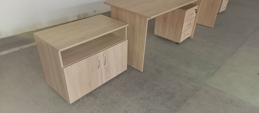 Biurko kontenerek jak nowe