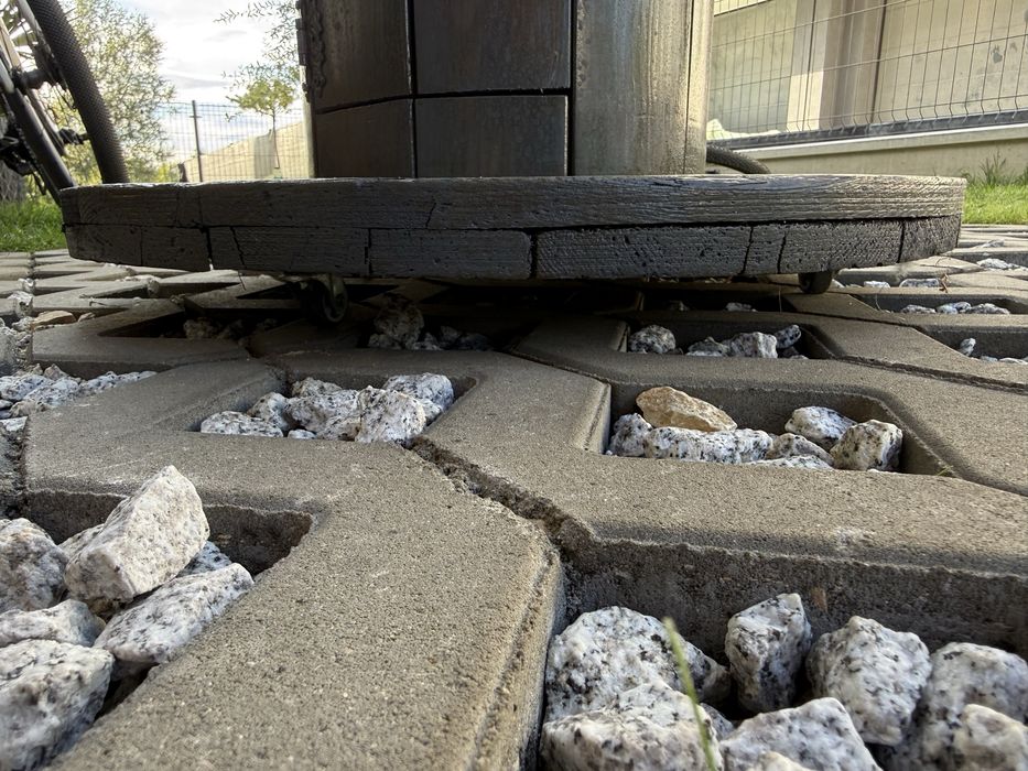 Stolik kawowy z bębna kablowego SUPER NA TARAS BALKON