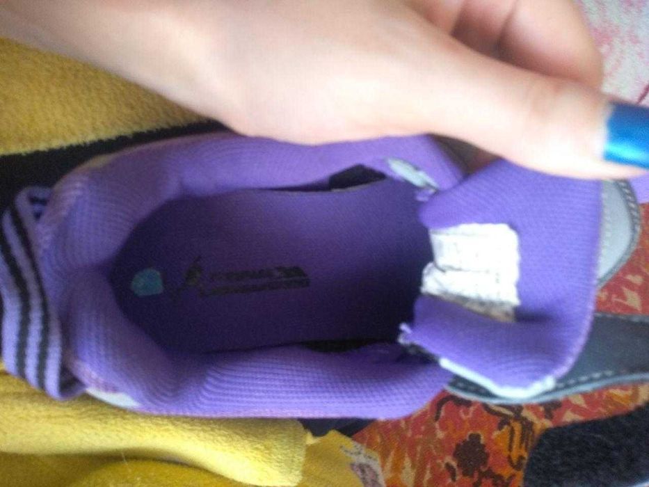 хлопчачі кросівки