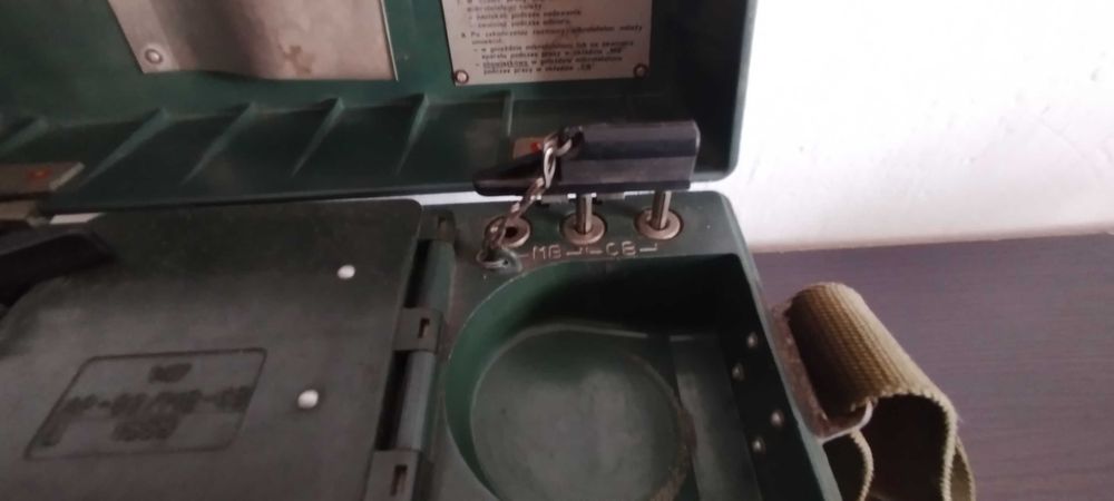 Aparat telefoniczny telefon polowy  AP-82/MB-CB