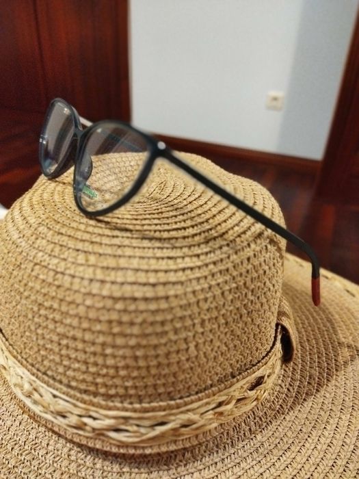 Óculos Tommy Jeans pretos