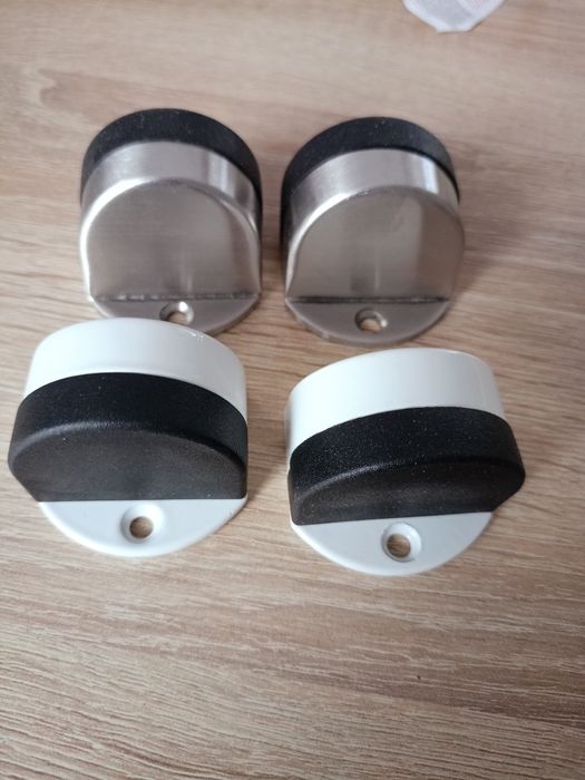 Stopery do drzwi i podłogi