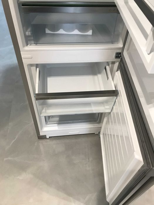 Lodówka Liebherr na gwarancji