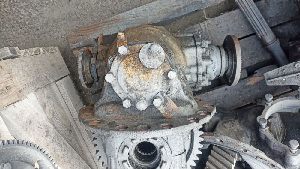 Редуктор моста средний/задний Урал i=7.49, 49зуб.фланец с торц.шлицами