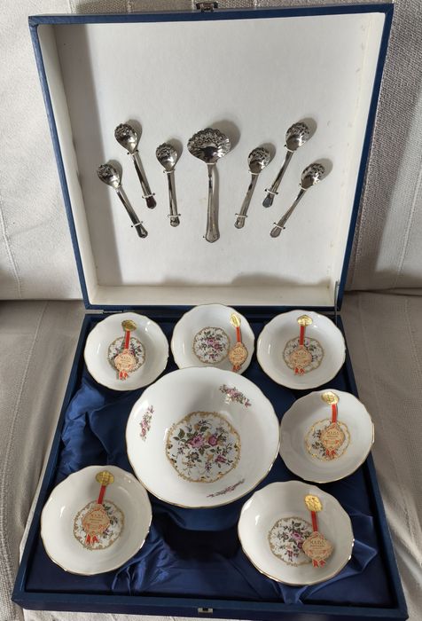 Serviço de porcelana de sobremesa Limoges