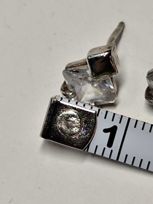 Delikatne kolczyki na sztyft - srebro 925