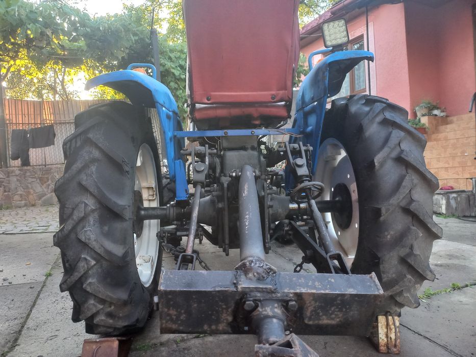 Продам трактор ісекі