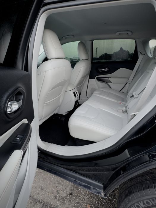 Jeep Cherokee 2019 VIN 1C4PJMDX0KD393679 фото оголошення 13 з 16