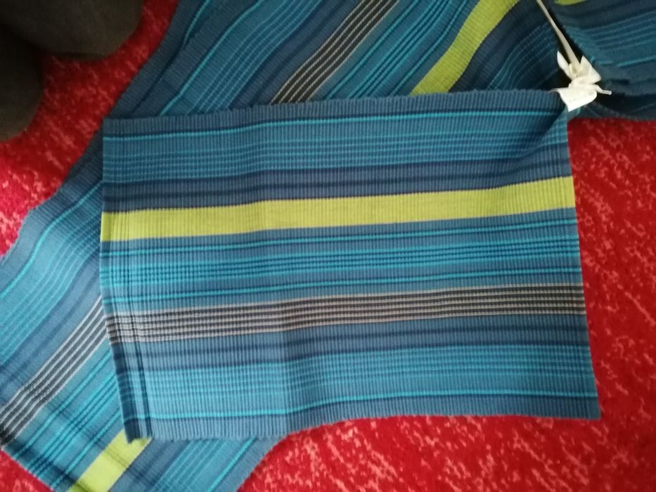 Conjunto caminho de mesa + 4 individuais