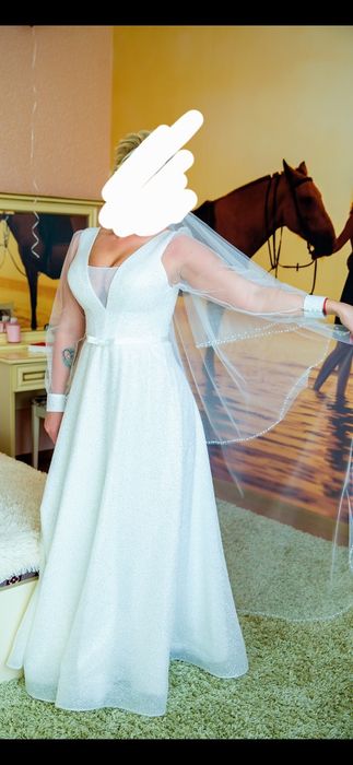 Весільна сукня + фата