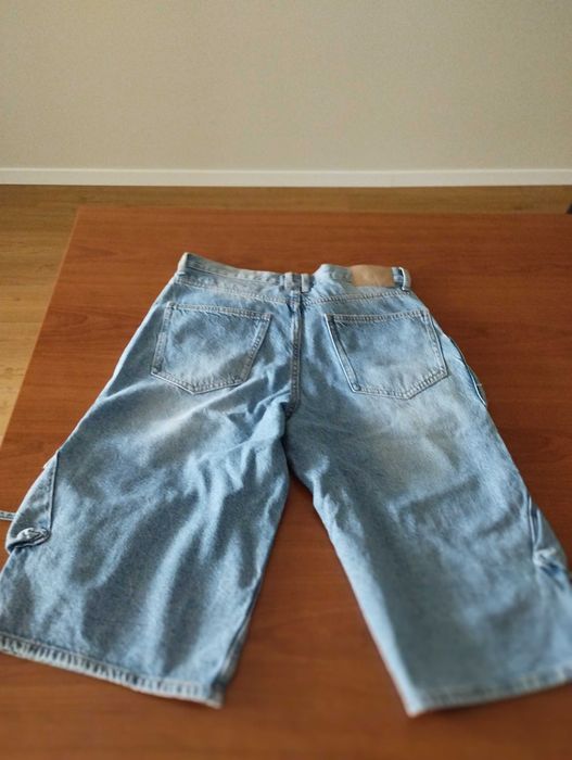 Calções de ganga de mulher