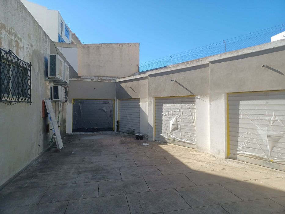 Serviços De Obras e Pinturas