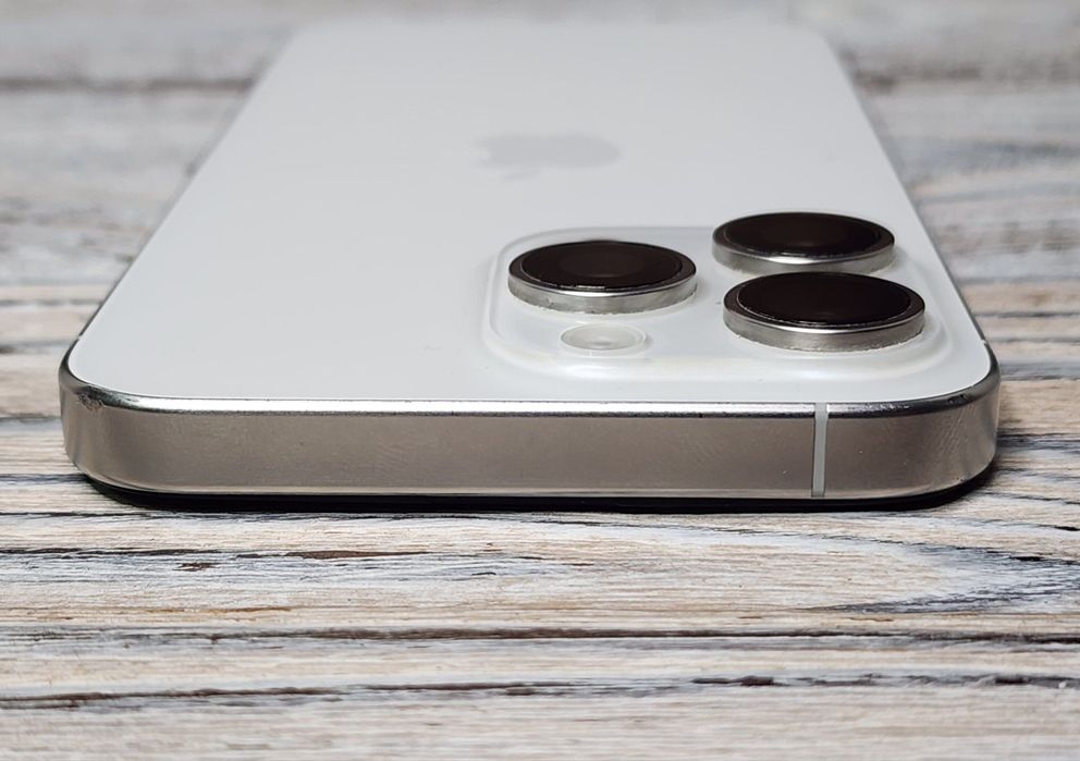 iPhone 15 pro max 256gb Silver eSIM 540$ магазин